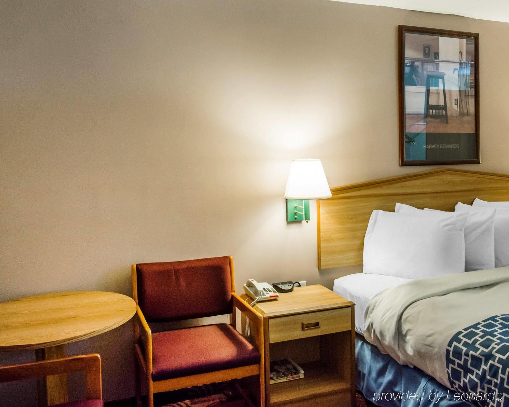 Econo Lodge Franklin Eksteriør billede